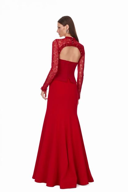 Robe de soirée rouge à corset effet dentelle